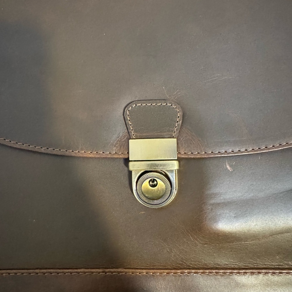 Leather Farm Brown Leather Laptop Case Crossbody Bag - Picture 4 of 11